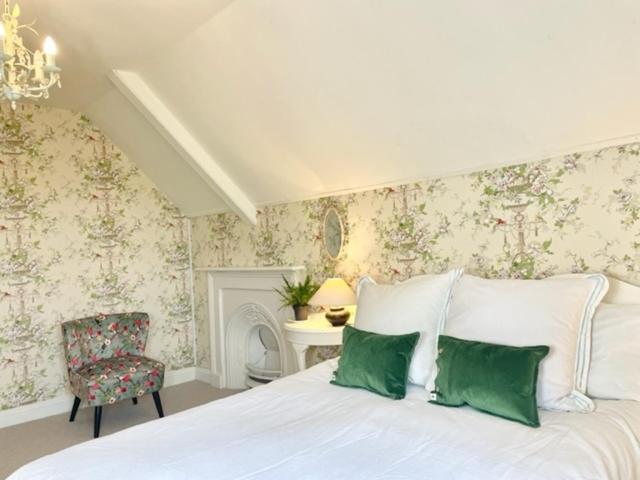 The Mount Somerton Retreat - Nr Bruton, Glastonbury, The Spectacular Wells Cathedral, Millfield School, Leonardo Helicopters, Yeovilton מראה חיצוני תמונה
